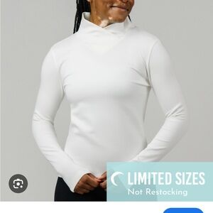 Zyia Soft White Abigail T